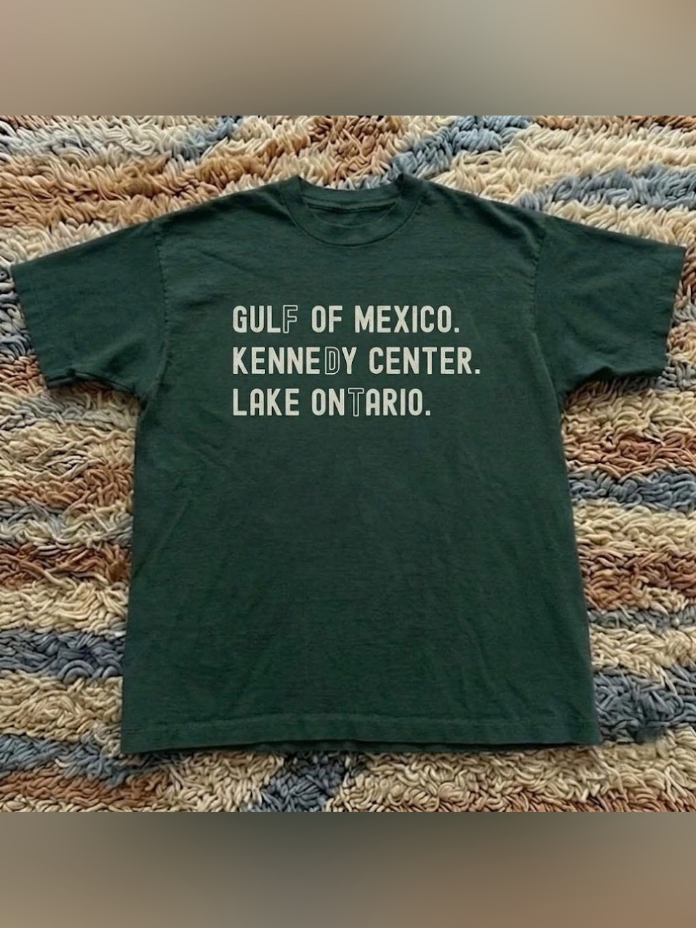 Vintage Dark Green Gulf of Mexico Kennedy Center Lake Ontario Shirt